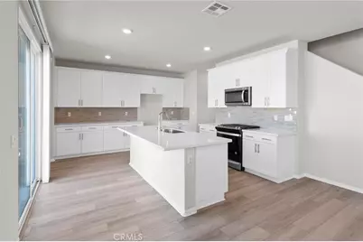 19409 Brush Creek Way, Lake Elsinore, CA 92532 - Photo 2