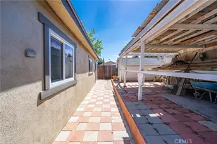 6916 36th St, Jurupa Valley, CA 92509 - Photo 30