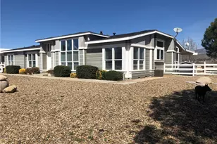 42850 Hill Top Dr, Banning, CA 92220 - Photo 10