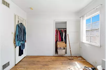 10022 Burnet Ave, Mission Hills (San Fernando), CA 91345 - Photo 18