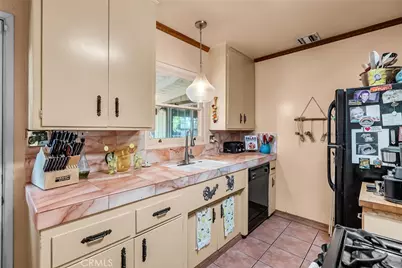 3085 Flanders Rd, Riverside, CA 92507 - Photo 12