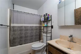 565 S Joyce Ave, Rialto, CA 92376 - Photo 8