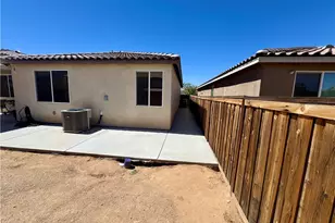 9247 Barnwood, Hesperia, CA 92344 - Photo 38