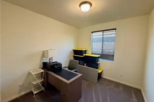 9247 Barnwood, Hesperia, CA 92344 - Photo 18