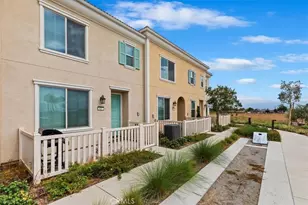 425 Beechwood, Rialto, CA 92376 - Photo 2