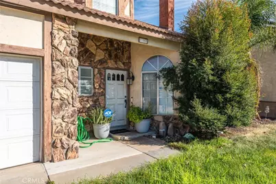 11557 Oakwood, Fontana, CA 92337 - Photo 4