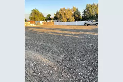 14650 Boyle Avenue, Fontana, CA 02337 - Photo 2