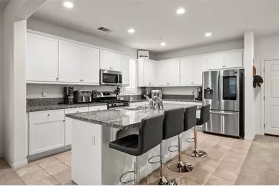 646 S Fillmore Avenue, Rialto, CA 92376 - Photo 8
