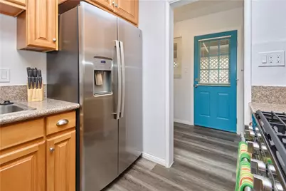 1516 W Stoneridge Court, Ontario, CA 91762 - Photo 14