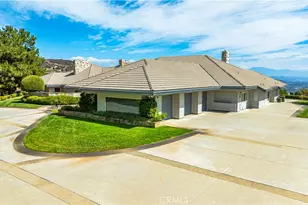 21410 Avenida De Arboles, Murrieta, CA 92562 - Photo 8