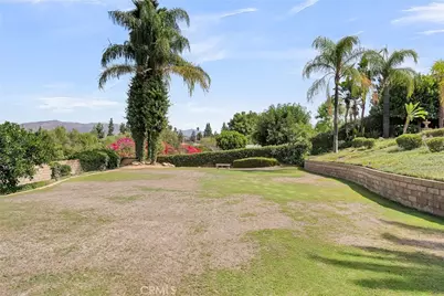 1249 Coronet Drive, Riverside, CA 92506 - Photo 46