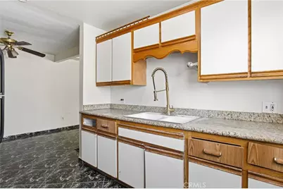 481 20th St, San Bernardino, CA 92405 - Photo 18