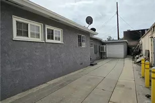 481 20th St, San Bernardino, CA 92405 - Photo 12