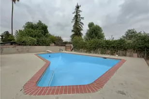 332 E Rosewood, Rialto, CA 92376 - Photo 18