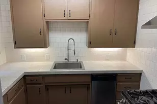 1135 E Morton Pl, Hemet, CA 92543 - Photo 4