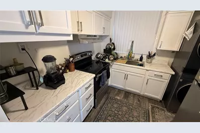 6979 Palm #331J, Riverside, CA 92506 - Photo 14