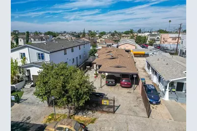 243 E 68th Street, Los Angeles, CA 90003 - Photo 6