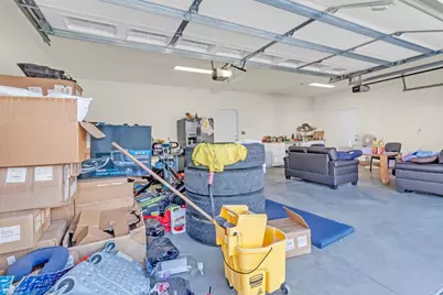 16565 W London, Fontana, CA 92335 - Photo 14