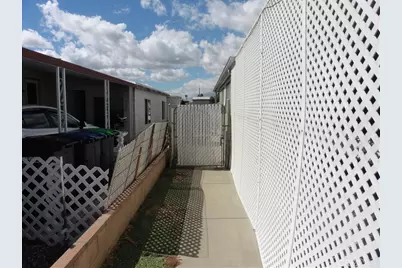 585 De Soto, Hemet, CA 92543 - Photo 6