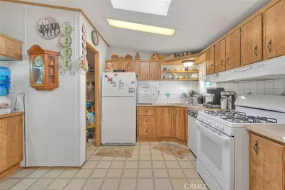 15252 Seneca Street #319, Victorville, CA 92392 - Photo 12