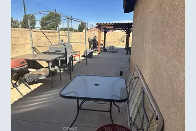 3253 W Avenue K4, Lancaster, CA 93536 - Photo 4