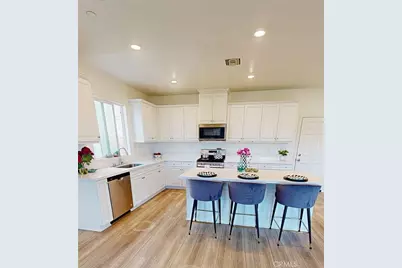 25857 Oak Springs, Homeland, CA 92548 - Photo 2