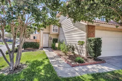 1105 W Victoria Street, Rialto, CA 92376 - Photo 6