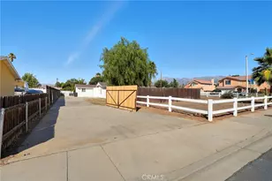 992 Park Ave, Calimesa, CA 92320 - Photo 34