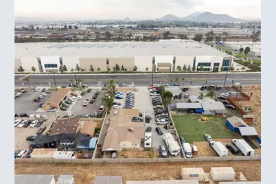 838 W Valley Boulevard, Bloomington, CA 92316 - Photo 36