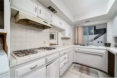 838 W Valley Boulevard, Bloomington, CA 92316 - Photo 20