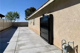 14776 Shetland Ct, Victorville, CA 92394 - Photo 6