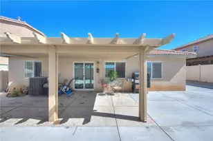 14776 Shetland Ct, Victorville, CA 92394 - Photo 12