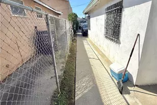 1872 Lemon Ave, Long Beach, CA 90806 - Photo 14