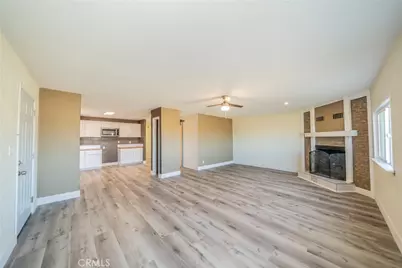 6525 Lindero, Phelan, CA 92371 - Photo 8