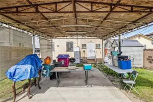 1664 W 55th St, Los Angeles, CA 90062 - Photo 32