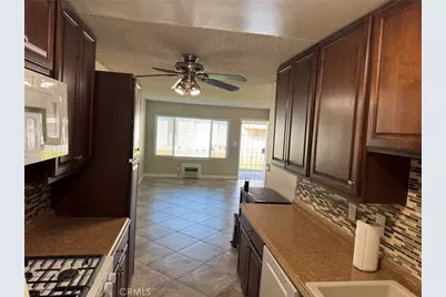 150 E Lakeshore Drive #14, Lake Elsinore, CA 92530 - Photo 12