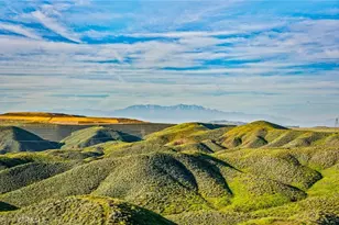 23662 Highvale Dr, Corona, CA 92883 - Photo 48