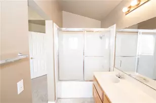 323 Camden Ct, Corona, CA 92879 - Photo 24