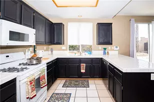 323 Camden Ct, Corona, CA 92879 - Photo 16