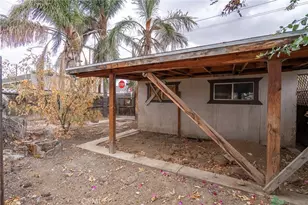 957 Center St, Riverside, CA 92507 - Photo 8