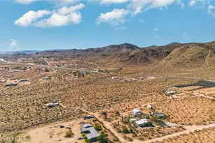 55525 Ornelas Ln, Landers, CA 92285 - Photo 10