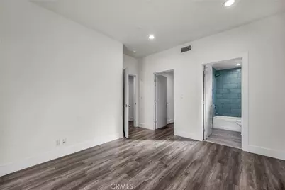 755 E 84th, Los Angeles, CA 90001 - Photo 20