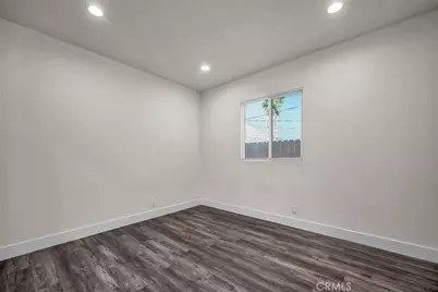 755 E 84th, Los Angeles, CA 90001 - Photo 14