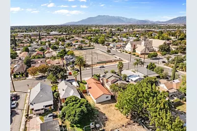 977 N G, San Bernardino, CA 92410 - Photo 28