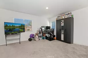 32894 Crown Point Ln, Lake Elsinore, CA 92530 - Photo 20