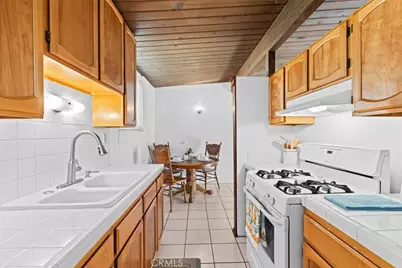 11032 Davenrich, Santa Fe Springs, CA 90670 - Photo 12