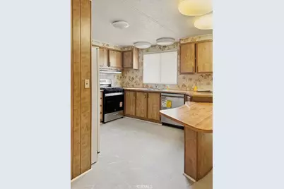 3800 W Wilson #18, Banning, CA 92220 - Photo 10