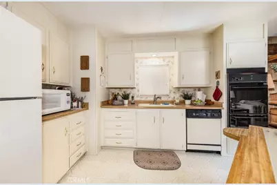 1423 Century, Redlands, CA 92374 - Photo 10