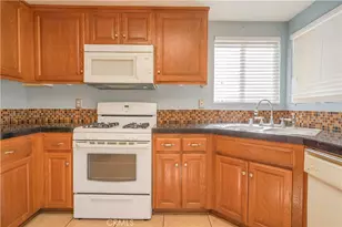 12176 Stonegate, Victorville, CA 92392 - Photo 20