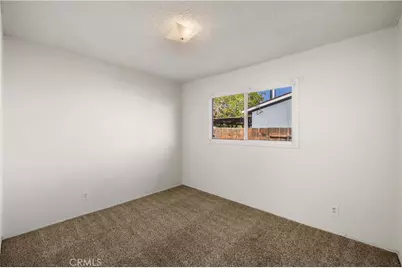 45443 Saigon, Lancaster, CA 93534 - Photo 14